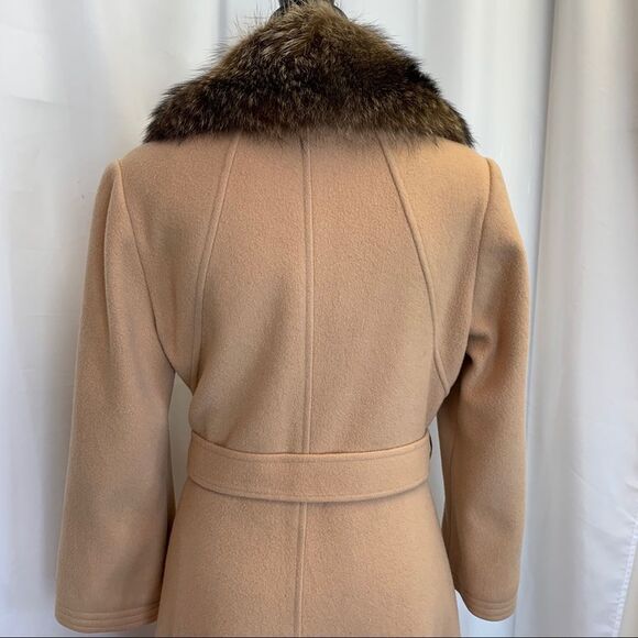 Jeremy Scott Tan Belted Coat with Fur Collar - Picture 6 of 12